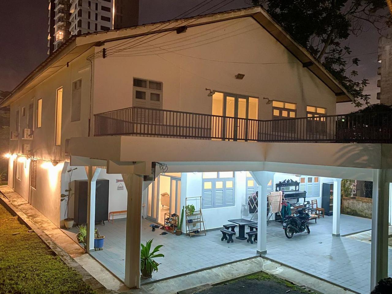 A Borneo Homestay